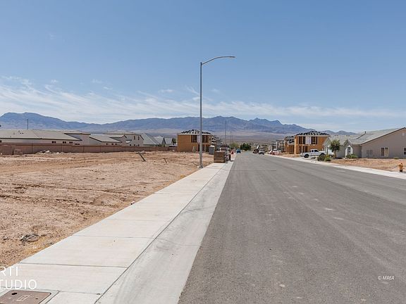 3rd image of 306 Patricia Ln