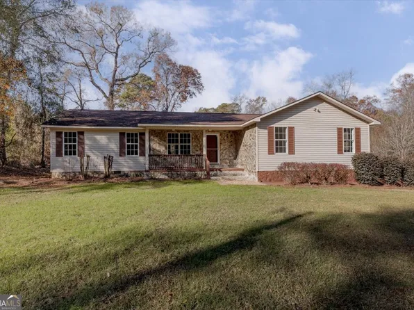 105 Oak Lake Dr, Perry, GA 31069