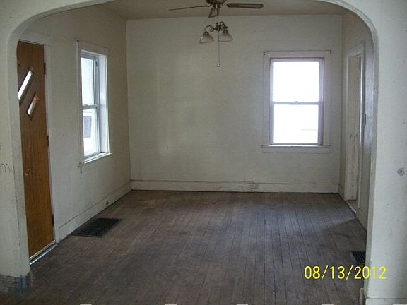 3rd image of 1911 Liberty Dr