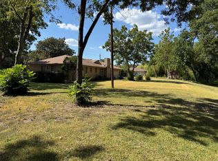 1620 N Houston School Rd, Lancaster, TX 75134