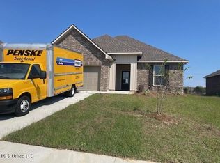 11418 Oak Aly, Gulfport, MS 39503