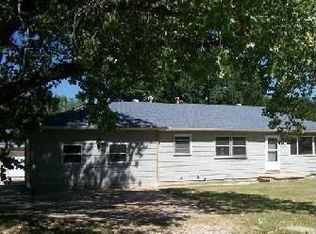 260 N Robin Rd, Wichita, KS 67212