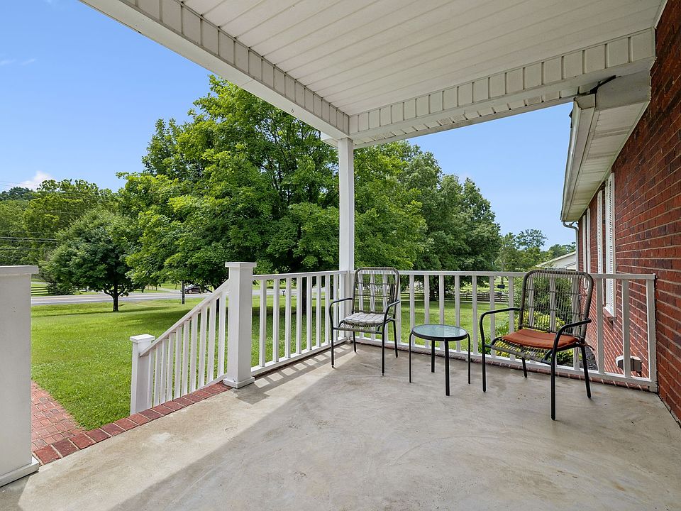 2596 Long Hollow Pike, Hendersonville, TN 37075 | Zillow
