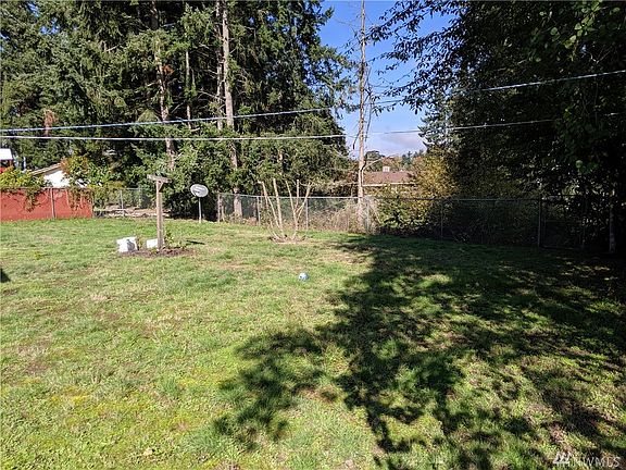 5th image of 1436 Deerbrush Dr SE