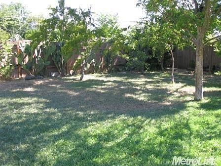 4th image of 6129 Vista Ave