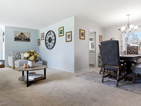 5th image of 4839 Hartley Dr