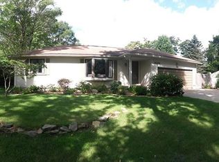 1526 Oak St, Waterford, MI 48328