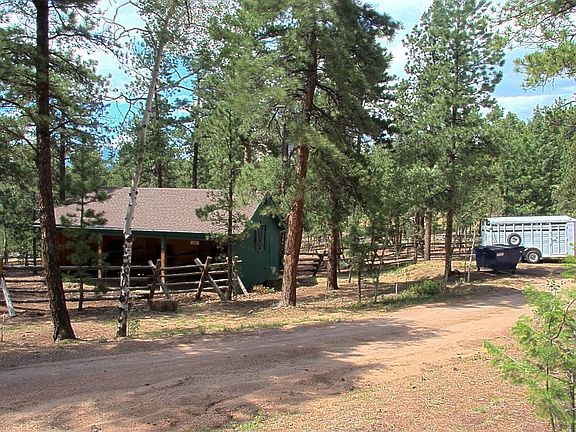 Three stall barn