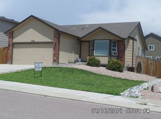 7330 Willowdale Dr, Fountain, CO 80817