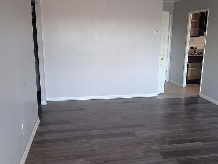 6810 Park Heights Ave — Photo 5
