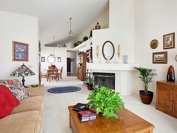 4th image of 1584 Madrid Dr