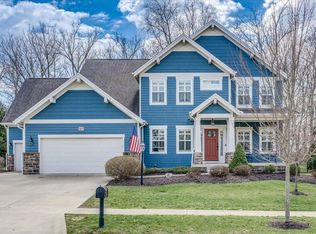 3877 Village Club Dr, Powell, OH