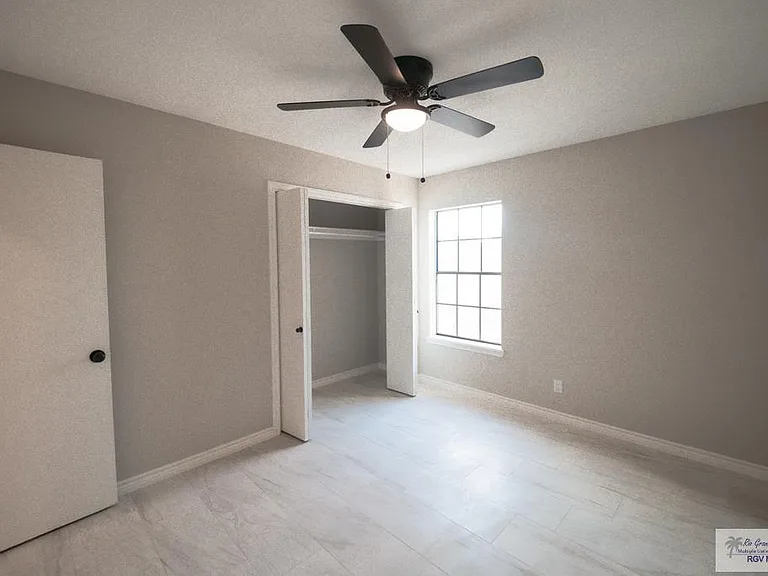 23919 Ellie Ln — Photo 25