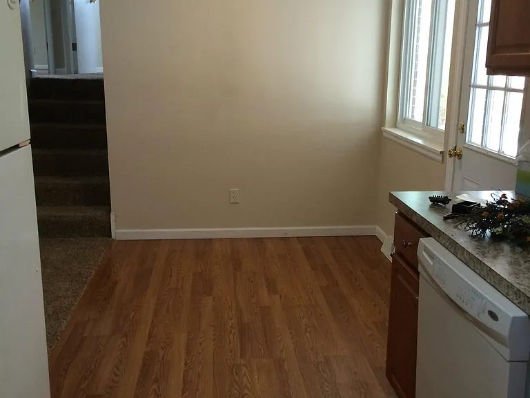1438 Linden St — Photo 5