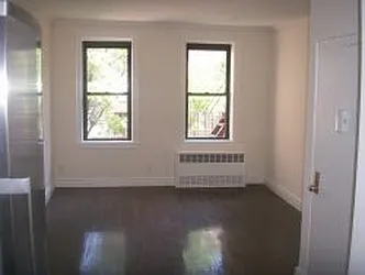 Rented by Icon Realty Management