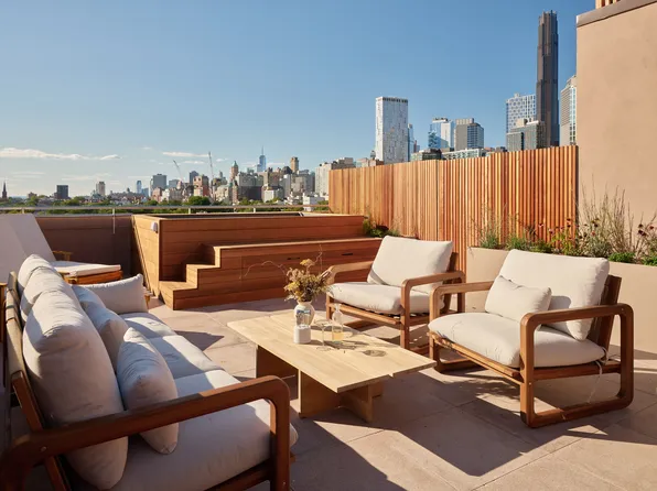 323 Bergen Street image 4 of 19