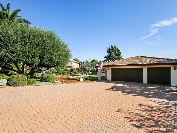 5th image of 310 Julia Ct