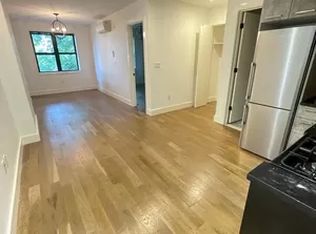 818 Saint Johns Pl #3B, Brooklyn, NY 11216