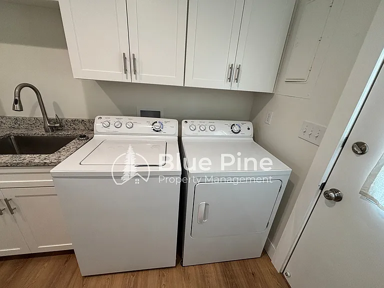 351 Yale Ave — Photo 10