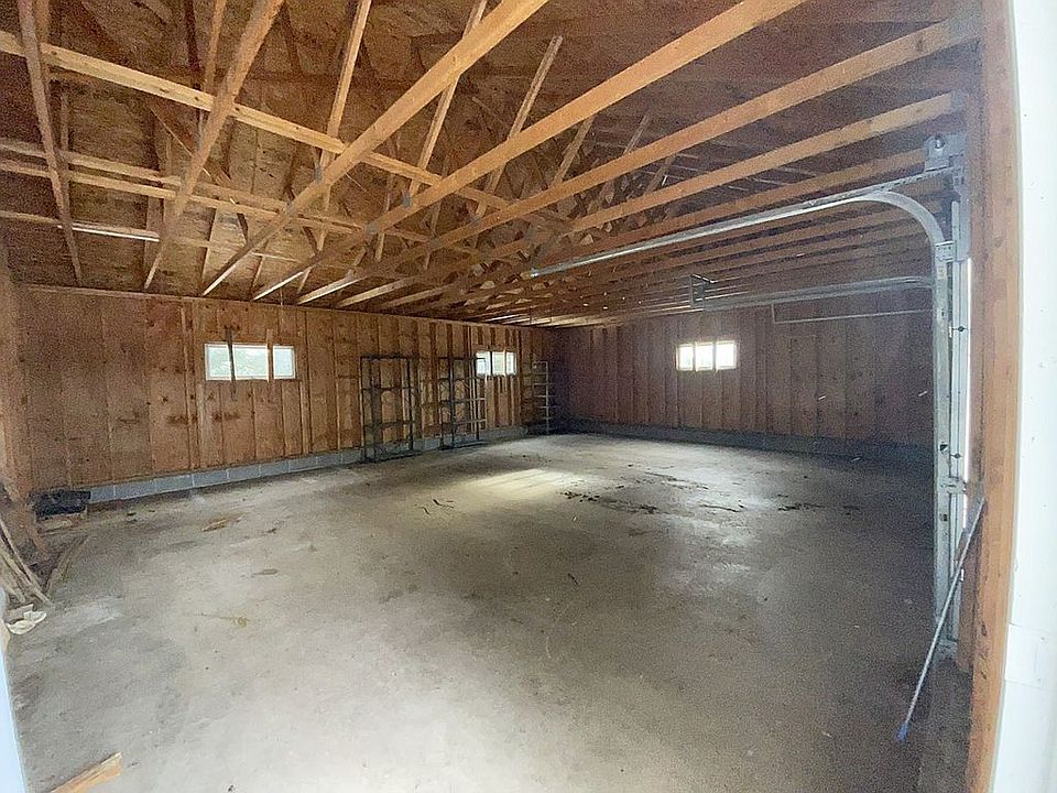 2nd image of 2395 Stroud Rd