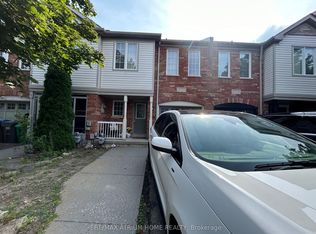 3077 Hawktail Cres, Mississauga, ON L5M 6W8