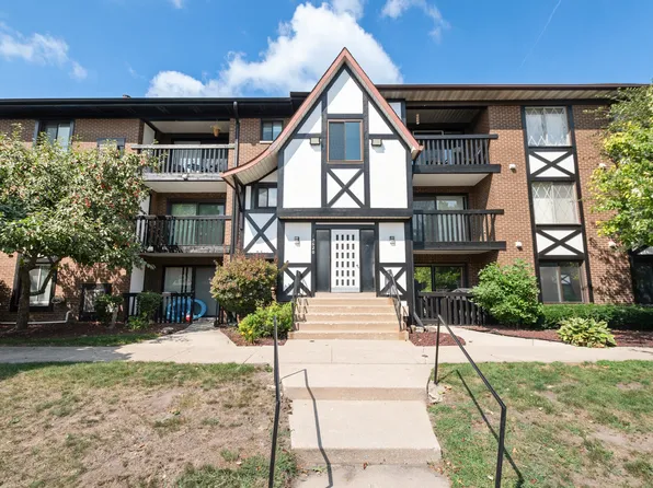 13620 Lamon Ave APT 417, Crestwood, IL 60418