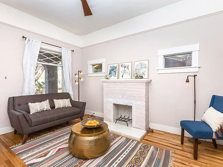 1325 W Woodland Ave — Photo 11