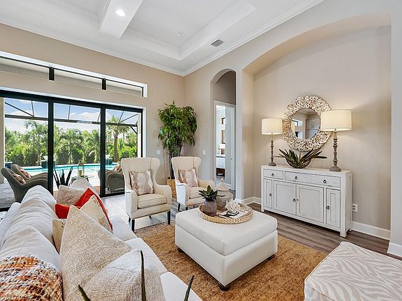 4th image of 9026 Sorreno Ct