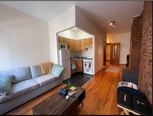 Rented by Best Apartments North Inc | media 20