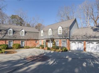 605 Cambridge Way, Atlanta, GA 30328