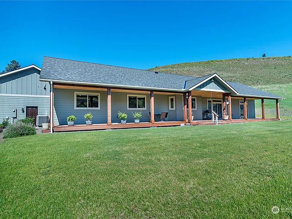 home faces east for the morning sun.>