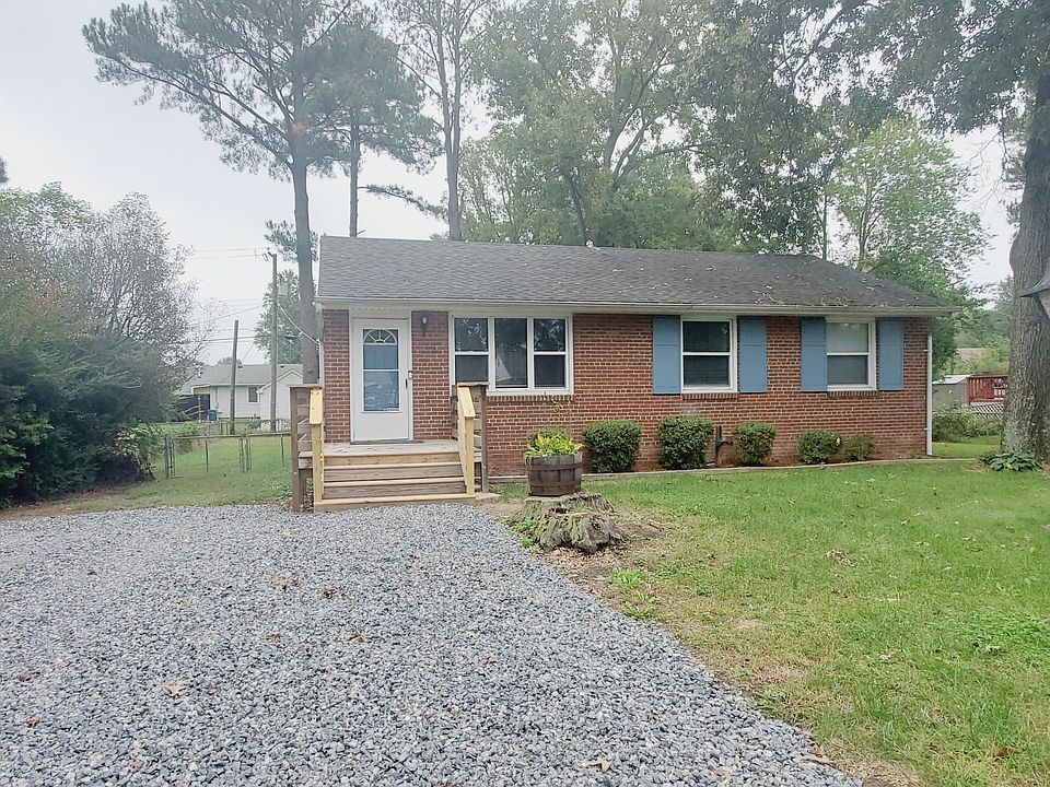1st image of 9713 Stockbridge Dr