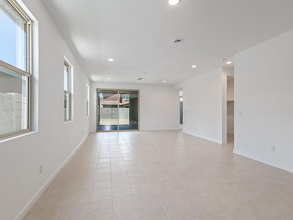 4th image of 6940 W Beth Dr