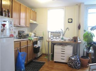 142 Huron St APT 1, Brooklyn, NY 11222