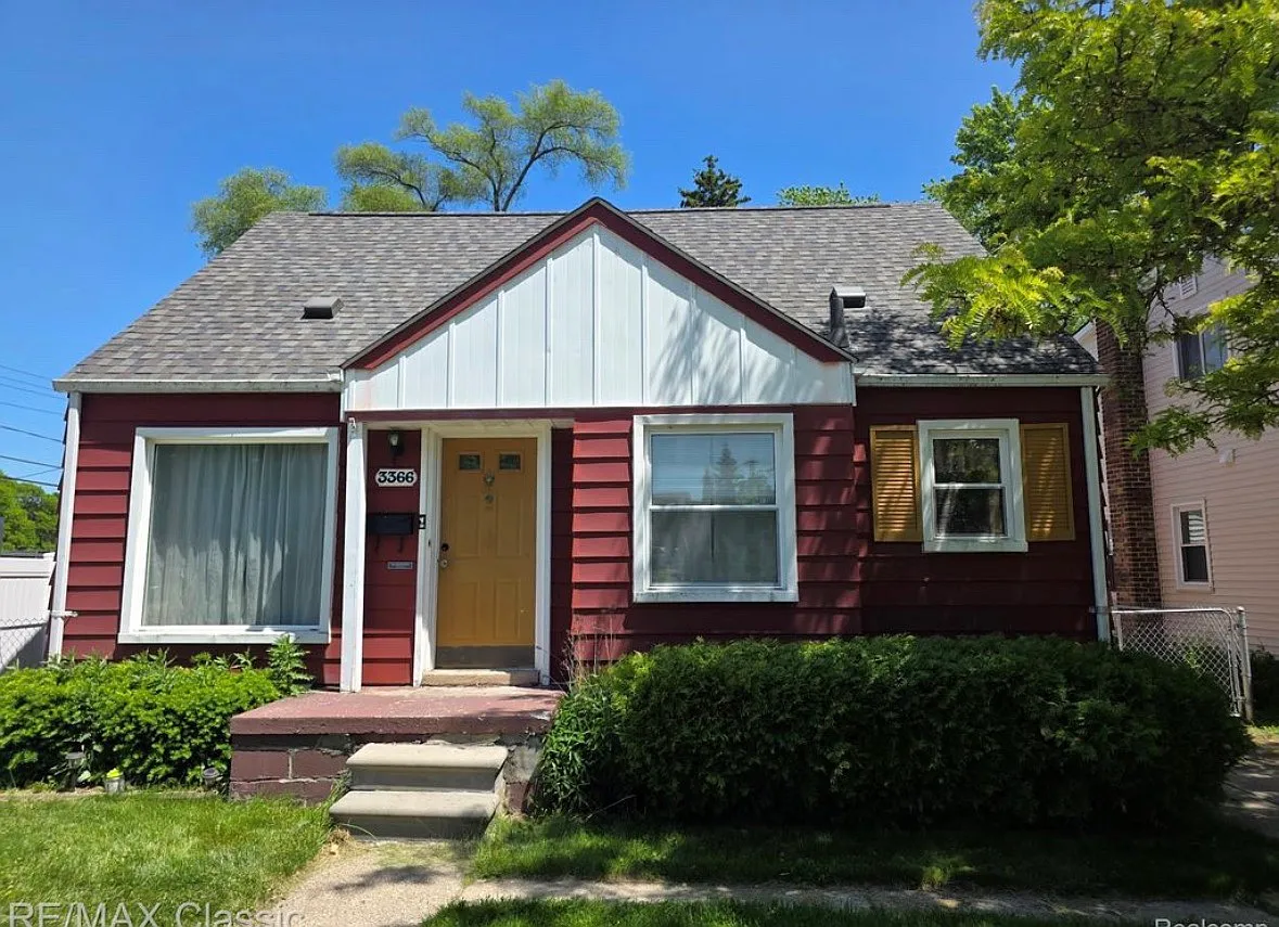 4 bed, 1277 sqft, $3,200 — Photo 1