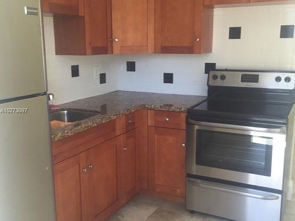 2nd image of 1125 NE 80th St APT 01