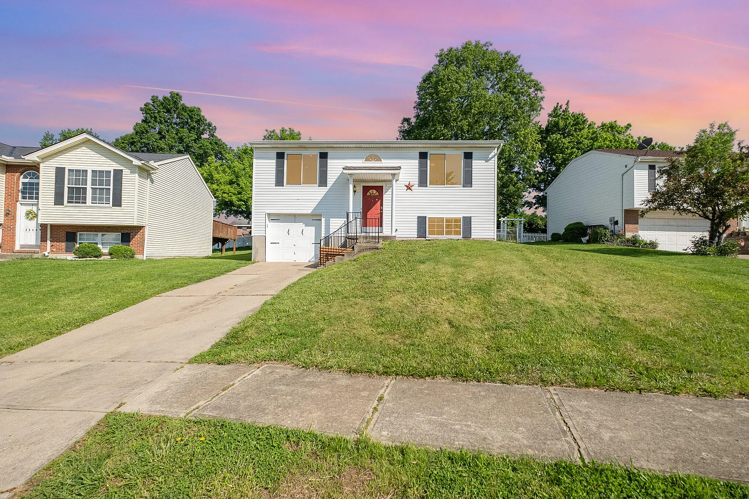 3642 Mitten Dr photo 1