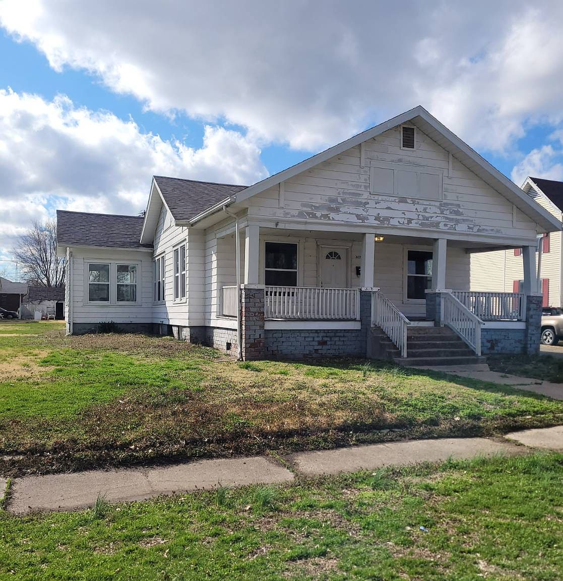 307 S Pike St, Palestine, IL 62451 | MLS #11164220 | Zillow
