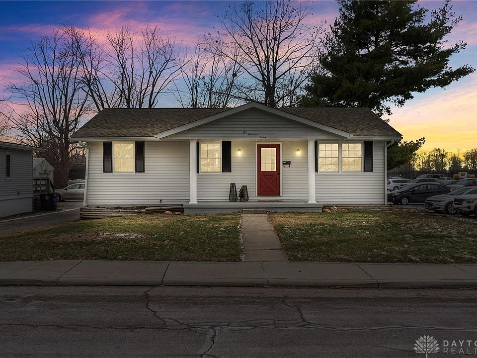 1st image of 207 Richardson Pl