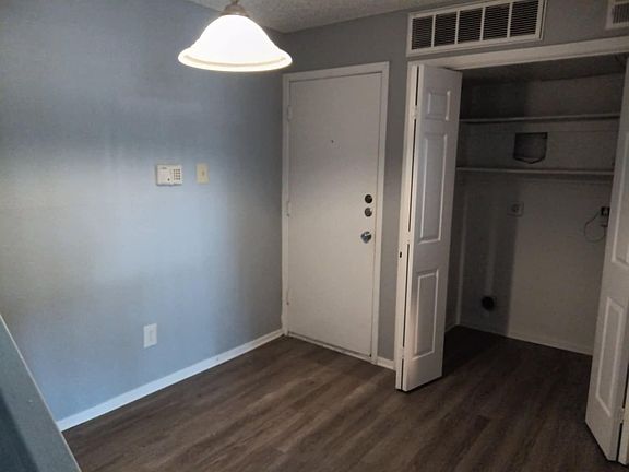 3rd image of 6501 Tomstock Dr #22C