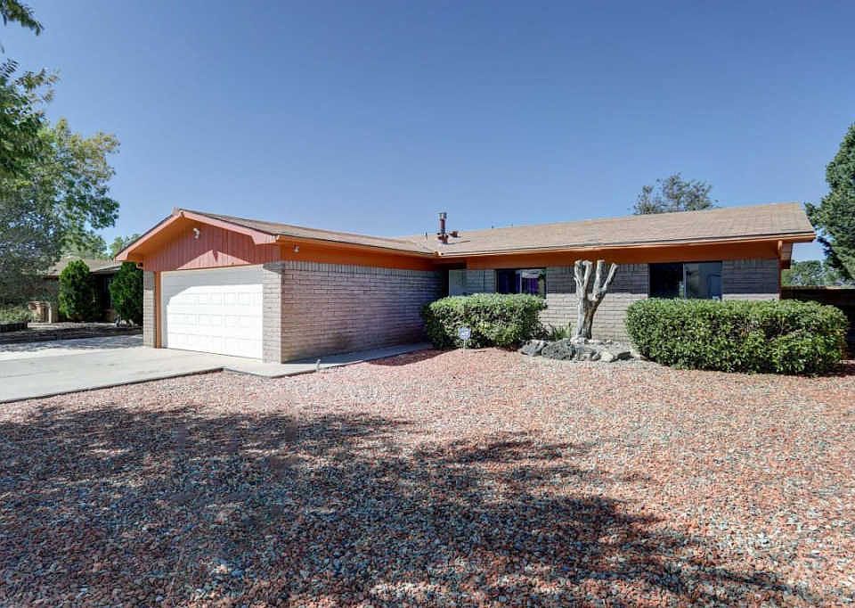 1st image of 1047 Monte Largo Dr NE