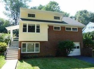 306 Carl St, Rockville, MD 20851