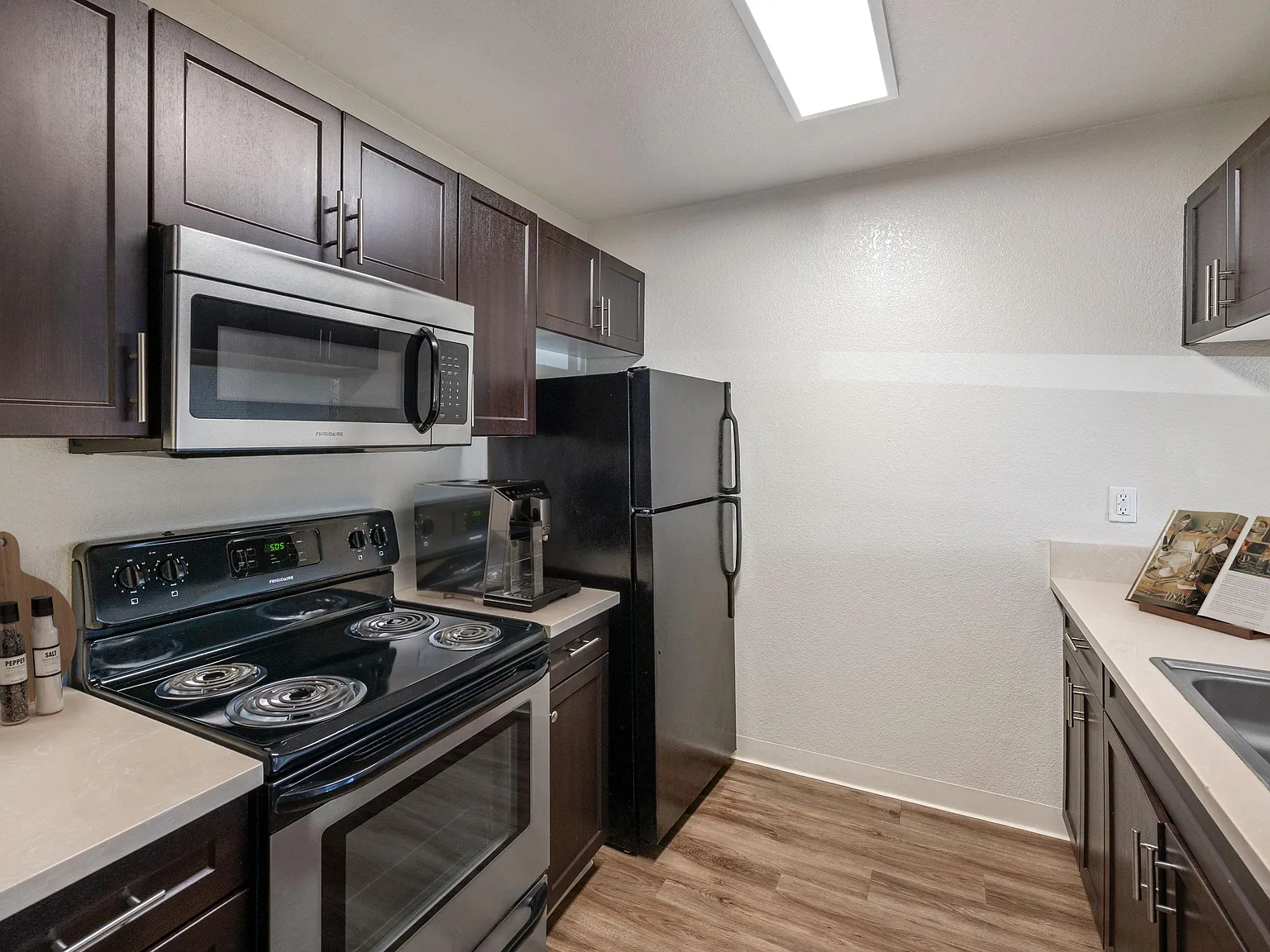 Serramonte Ridge — Photo 2