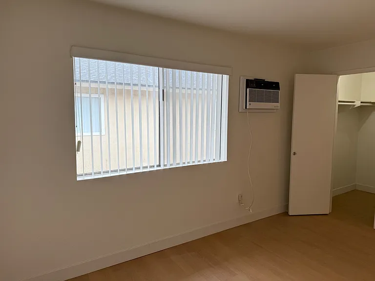 1500 Eastpark Dr #3 — Photo 13