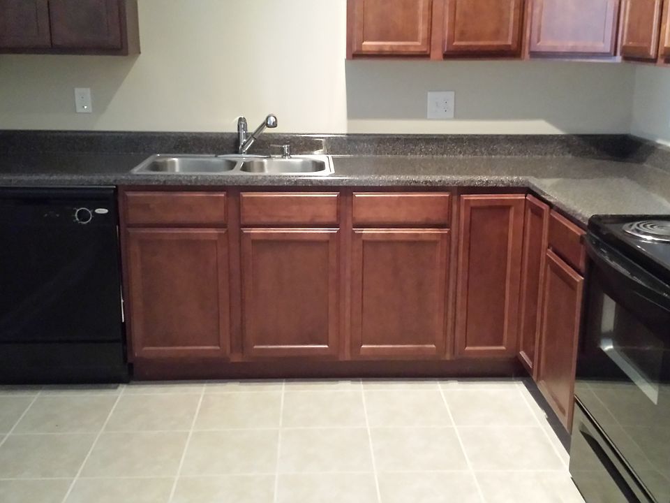 2nd image of 5725 Urban Way