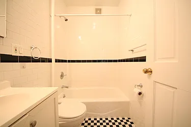 Rented by (Legacy) NY Quality Living Uptown