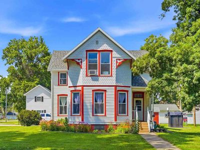 296 W Adams St, Marengo, IA, 52301