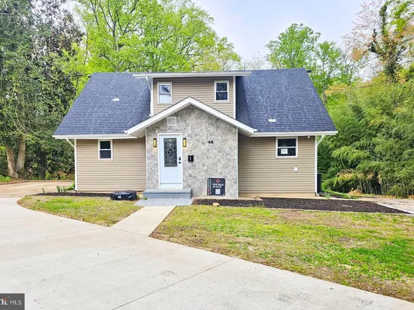 46 Trenton Ave, Clementon, NJ 08021