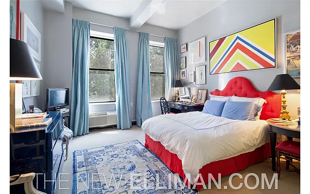 Sold by Douglas Elliman | media 14