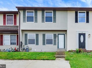 317 Stacy Lee Dr, Westminster, MD 21158